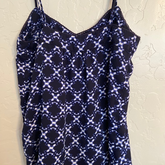 Sleeveless summer blouse - Picture 3 of 3